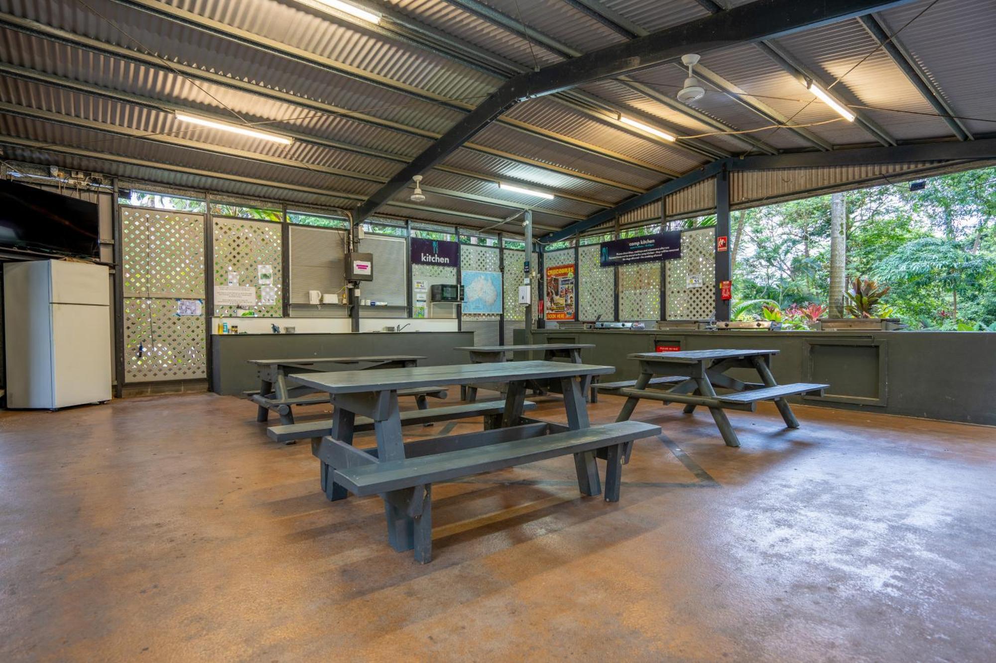 Tasman Holiday Parks - Cairns Cool Waters Bagian luar foto
